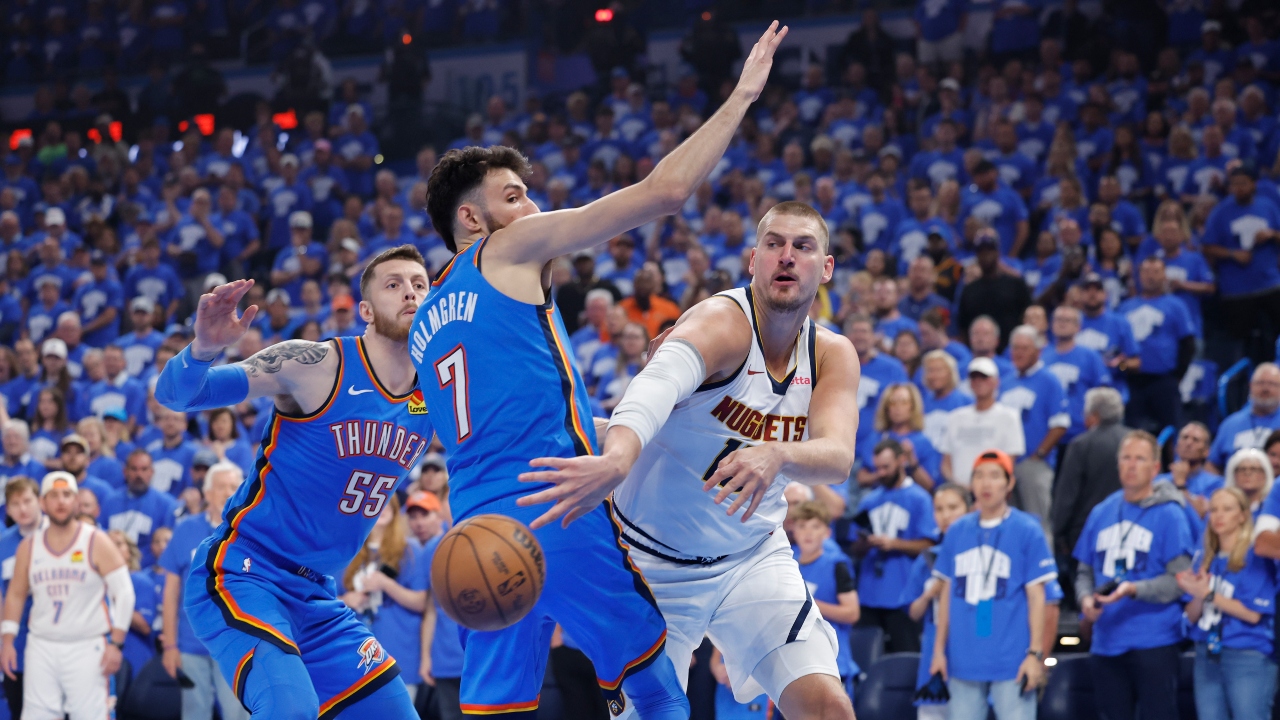NBA Showdowns: Unbelievable Predictions for Knicks-Lakers and Thunder-Nuggets You Can't Miss!