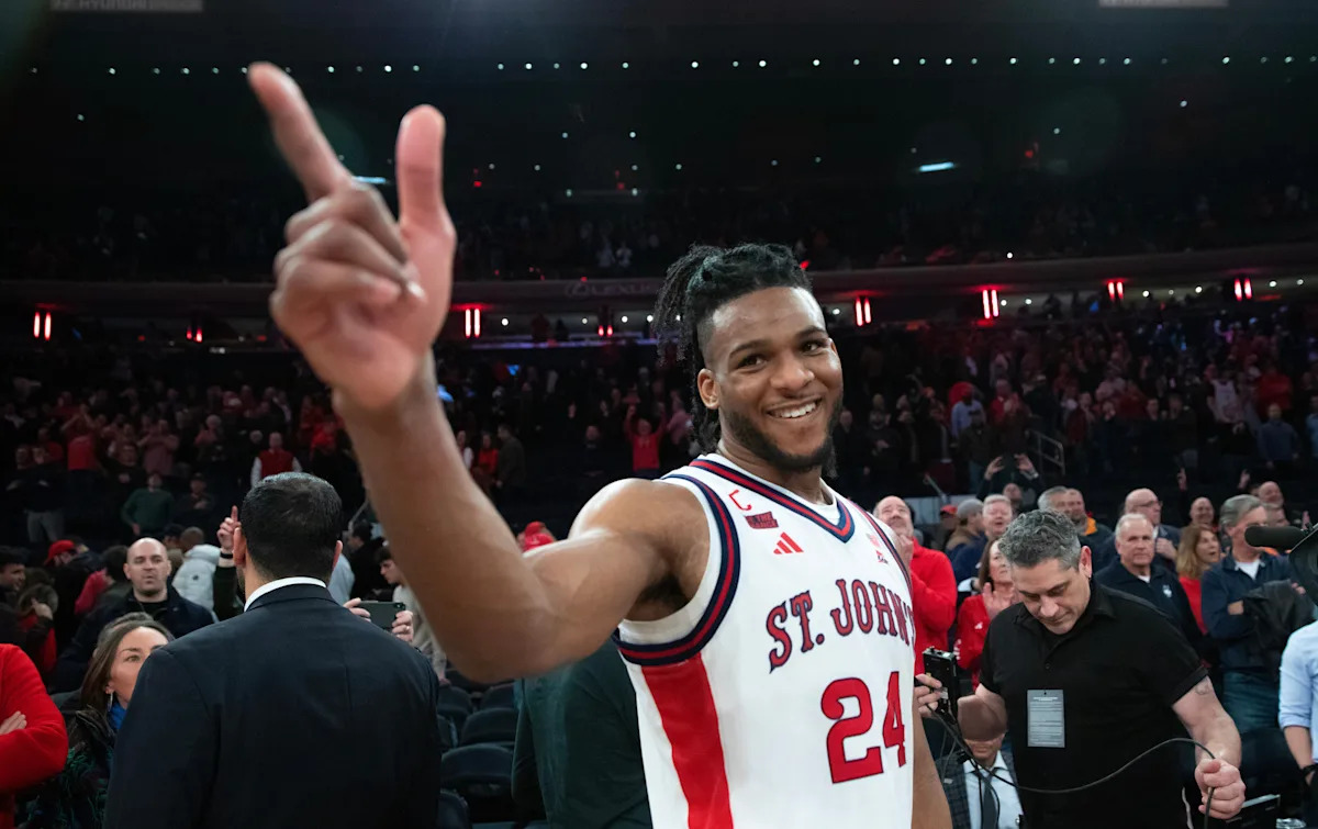 St. John’s Shocks the Nation, Snaps UConn’s 18-Game Win Streak in Stunning Big East Upset