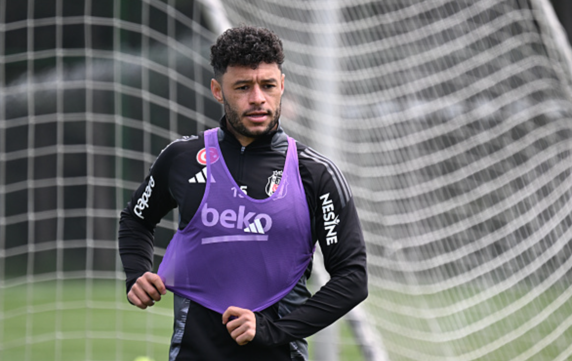 Unbelievable Free Agents: Which England Stars Could Surprise You with Their Availability?