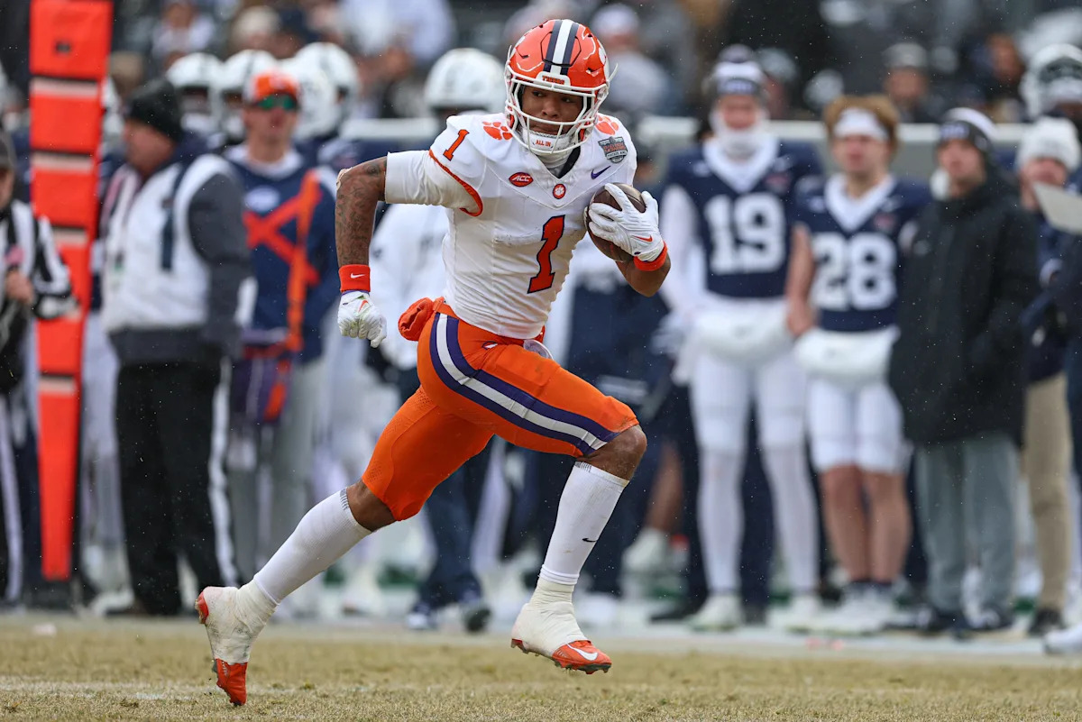 Clemson’s TJ Moore Re-signing Sparks Unexpected Buzz—What’s at Stake?