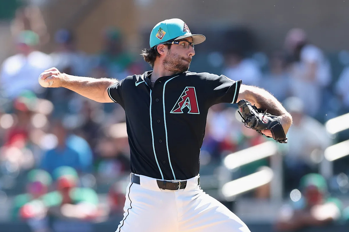 Diamondbacks Edge Brewers in a Scorching Showdown That Keeps Fans on the Edge of Their Seats!