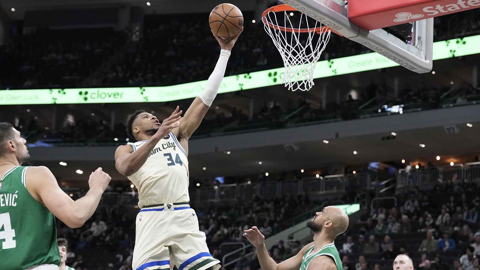 Giannis Antetokounmpo Breaks Silence on Shocking Struggles in First Game Back from Injury