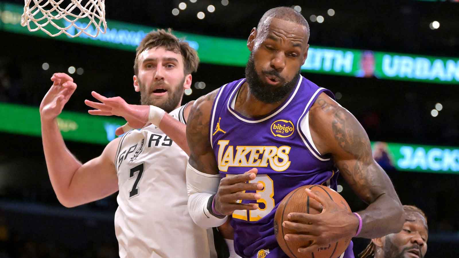 LeBron James Stuns Fans with Unexpected Pitch for Luke Kornet’s Magic City Interview—What’s Really Going On?