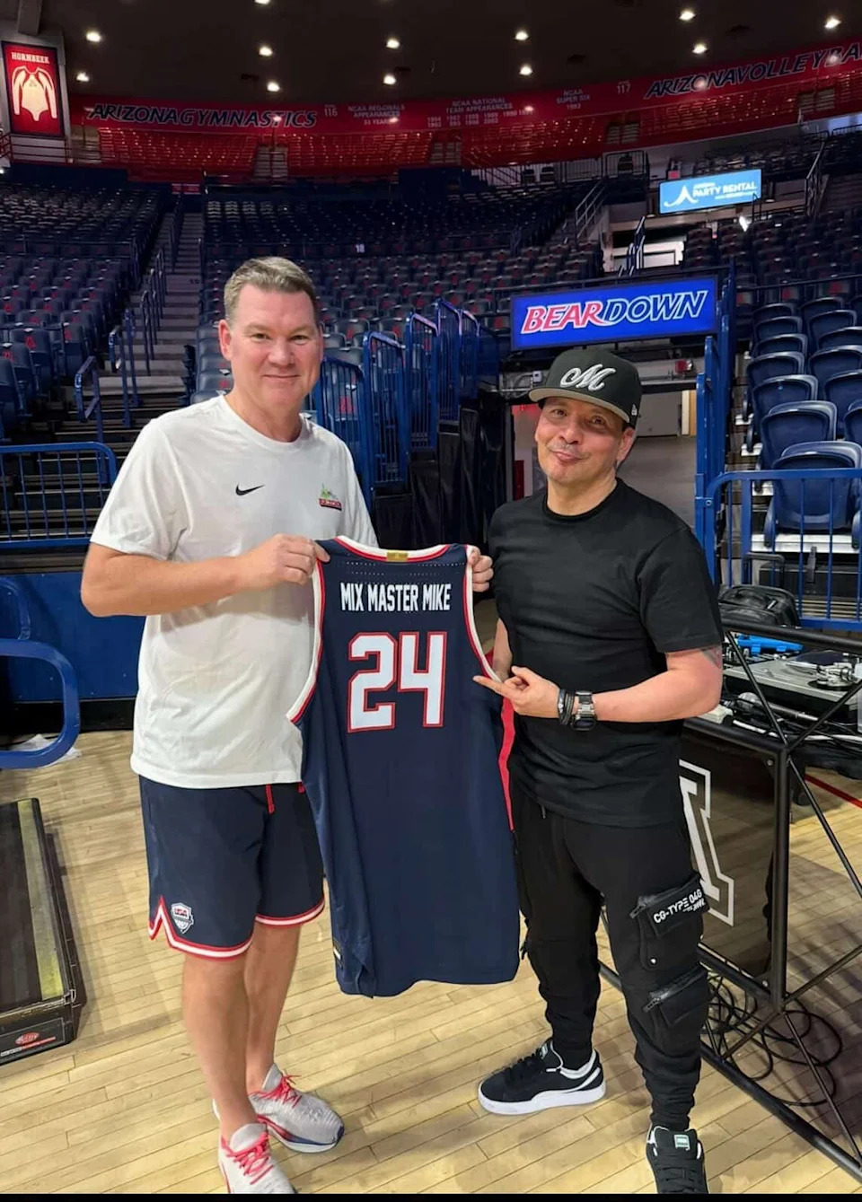 Tommy Lloyd’s Secret Life: How Arizona’s Coach Drops Beats as Smoothly as Winning Shots