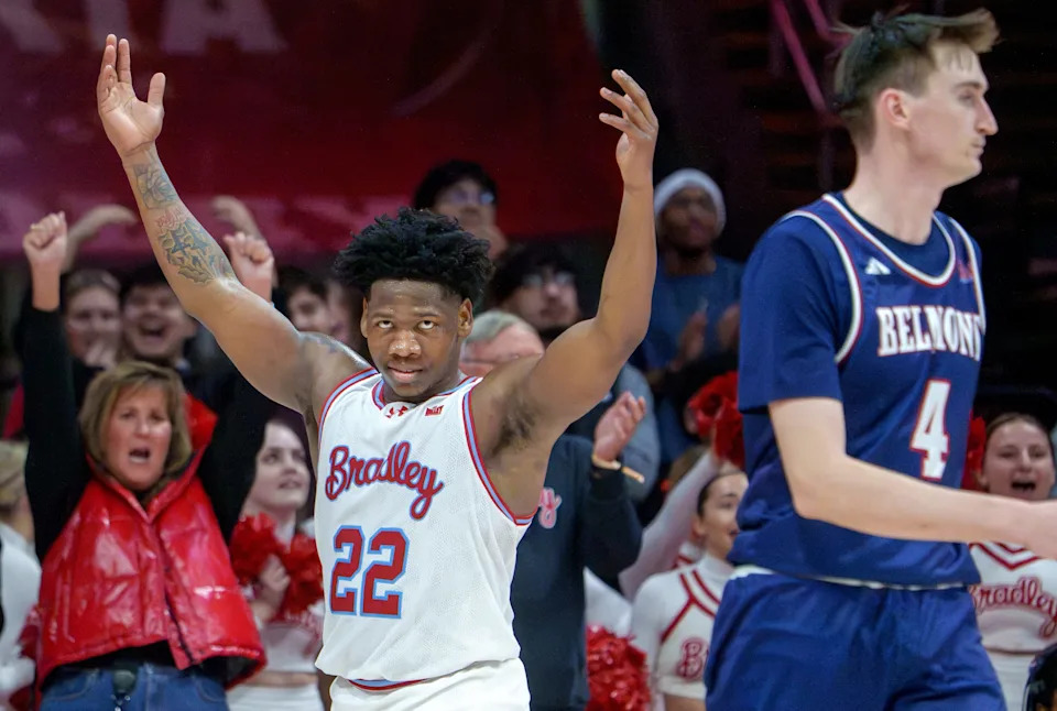 Unexpected Stars Emerge: Bradley Braves and Illinois Basketball Players Dominate NABC All-District Honors