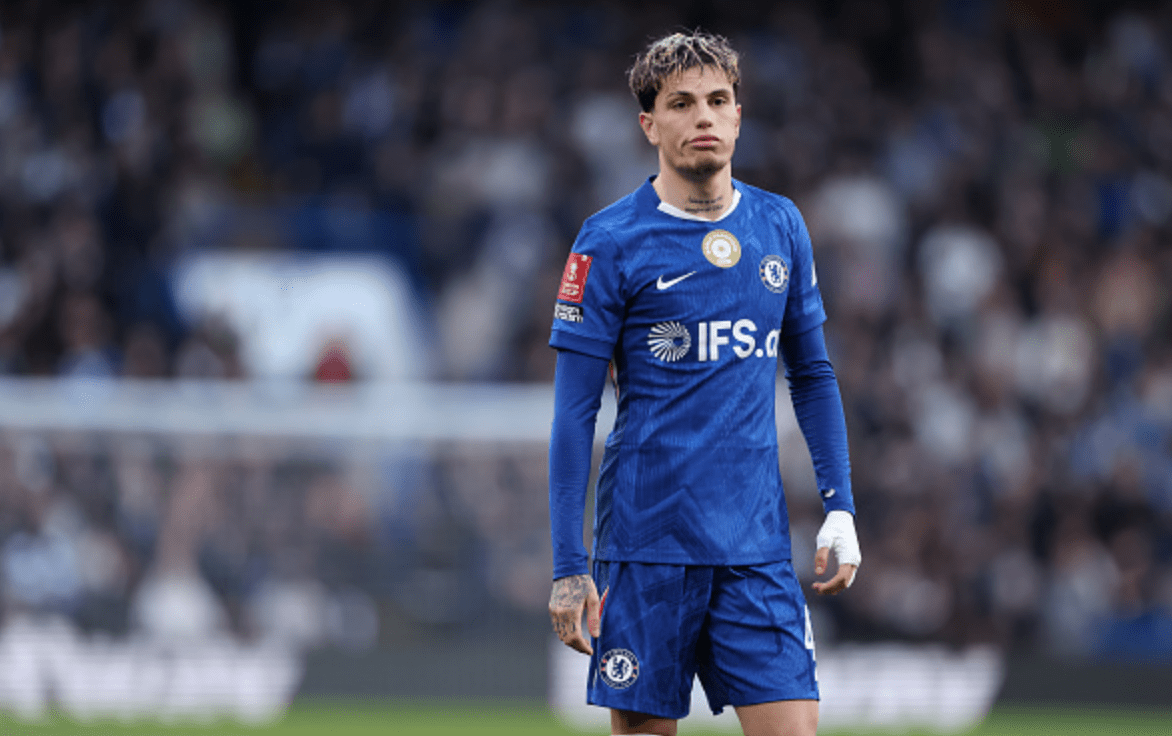 Chelsea's Unexpected Move: Is Alejandro Garnacho Heading for a Shock Exit This Summer?