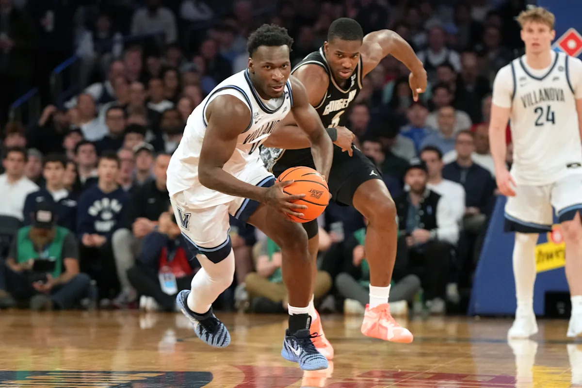 Chris Jeffrey Shakes Up College Football: Transfer Portal Entry Sparks Major Speculation