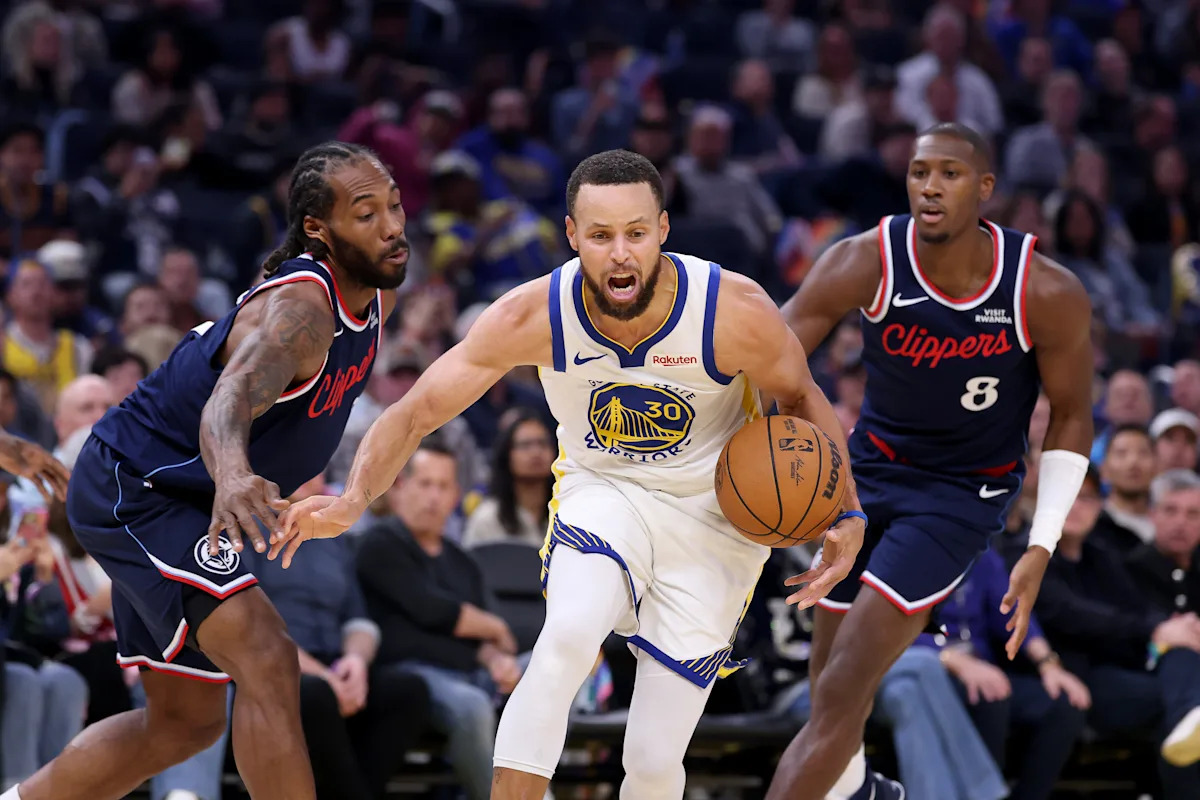 Clash of Titans: Warriors and Clippers Face Off in High-Stakes Play-In Showdown
