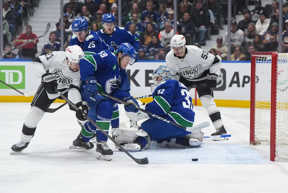 DeBrusk’s Last-Second Heroics Ignite Canucks’ Thrilling Overtime Triumph Against Kings