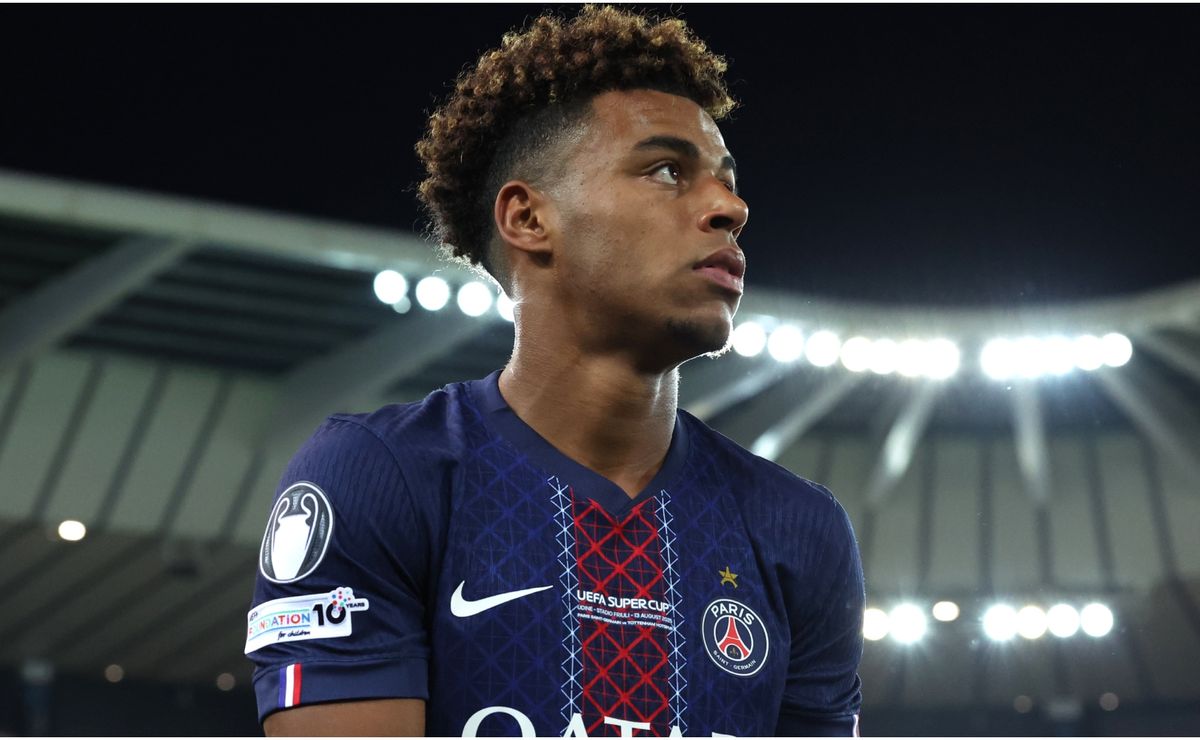 Desire Douee's Stunning Goal Sends PSG Ahead in Thrilling Champions League Clash Against Liverpool!