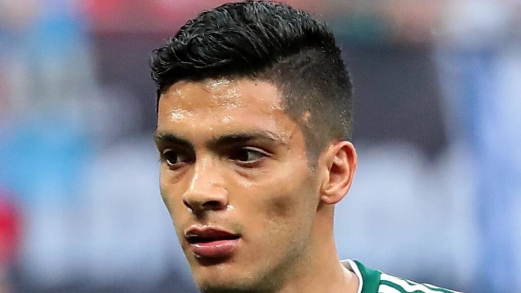 FPL Shockwaves: Are Mbeumo and Timber Set for a Sudden Drop Ahead of GW32?