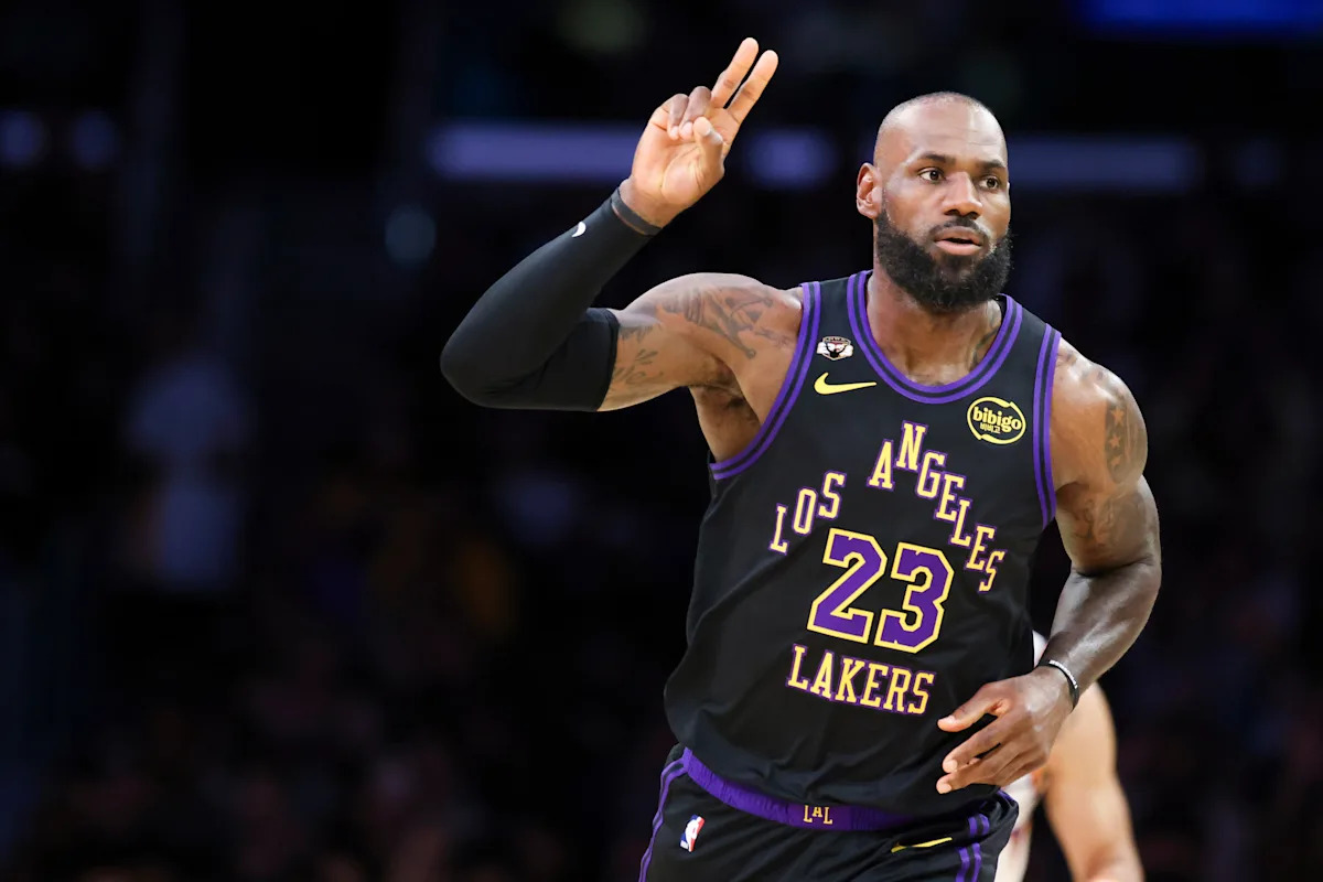 LeBron James Dominates with 28 Points: Can the Lakers Seal Playoff Supremacy Against Suns?