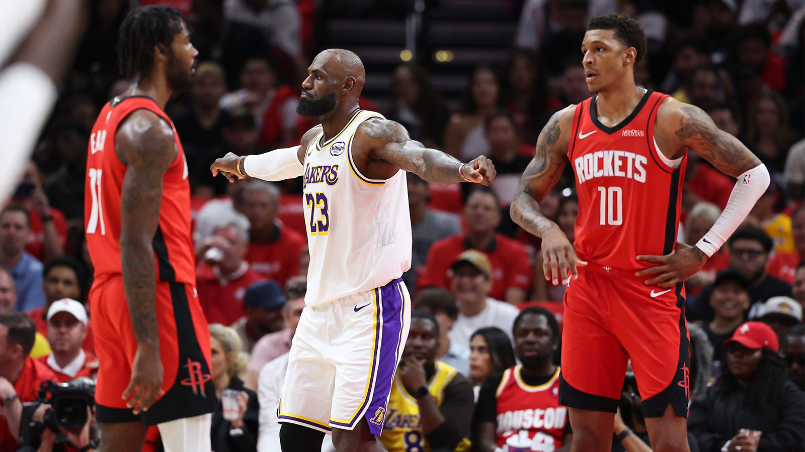 LeBron James Finally Opens Up About Mysterious Injury That’s Haunted Him for Half a Decade