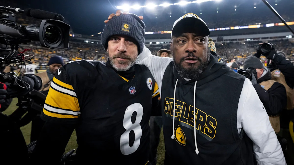 Mike Tomlin Drops Surprising Prediction: Aaron Rodgers to Shock Fans by Playing in 2026!