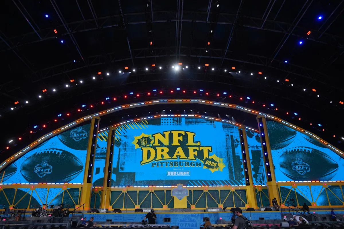 NFL Draft 2026 First Round Shocker: Unbelievable Trades and Miami Dolphins’ Game-Changing Secrets Revealed!