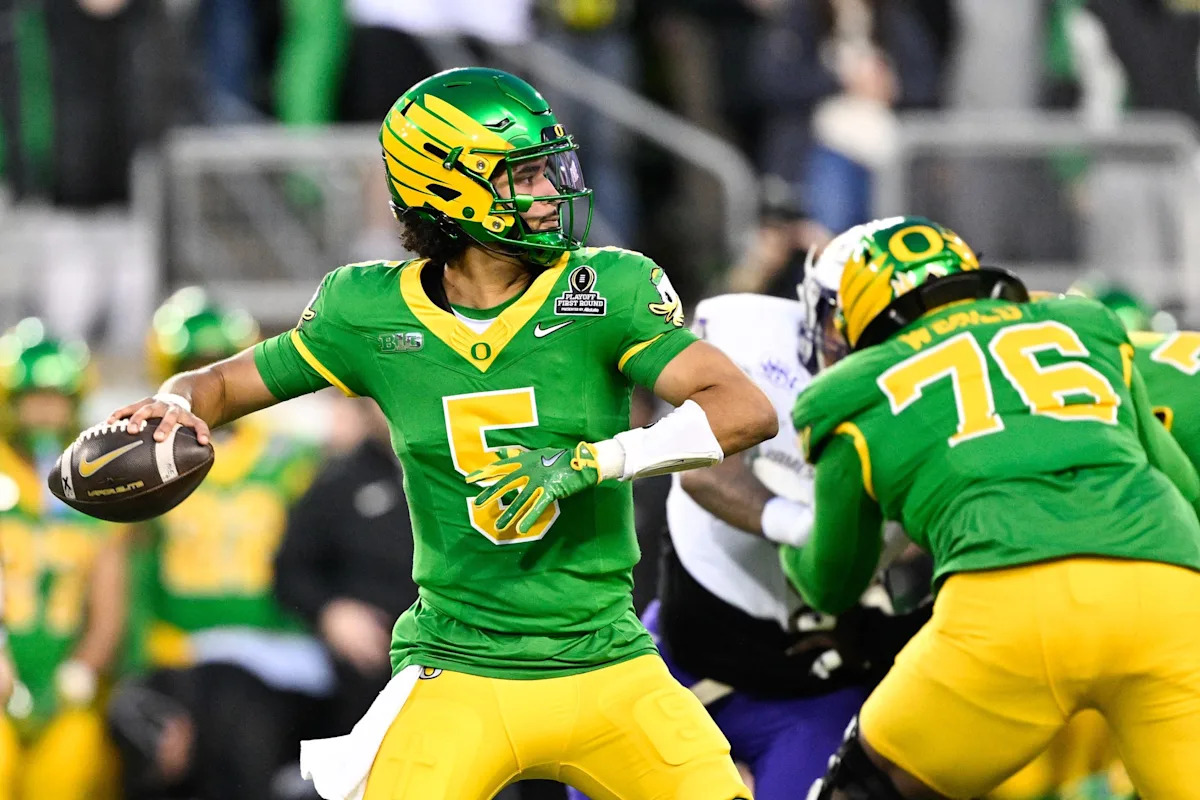Oregon's Shocking Rise: Could They Be the Big Ten's Dark Horse in the 2026 CFP?