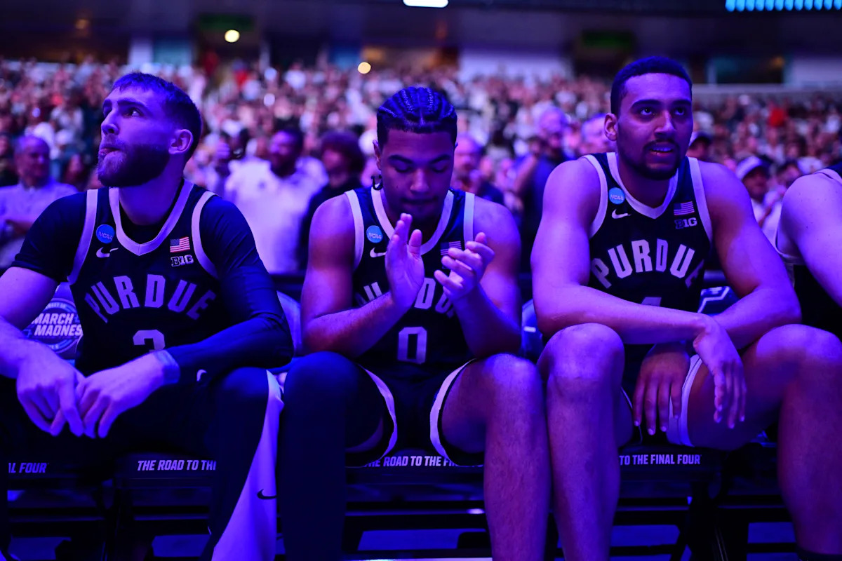 The Untold Story of C.J. Cox: Purdue Basketball’s Hidden Legend Revealed