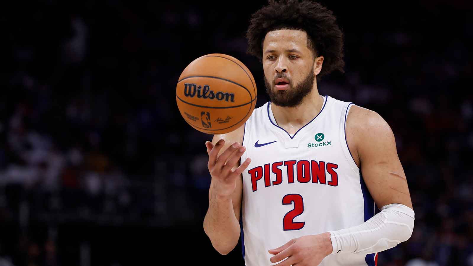 Cade Cunningham’s Unexpected Play Against Cavaliers Sparks Unbelievable Reaction from Donovan Mitchell