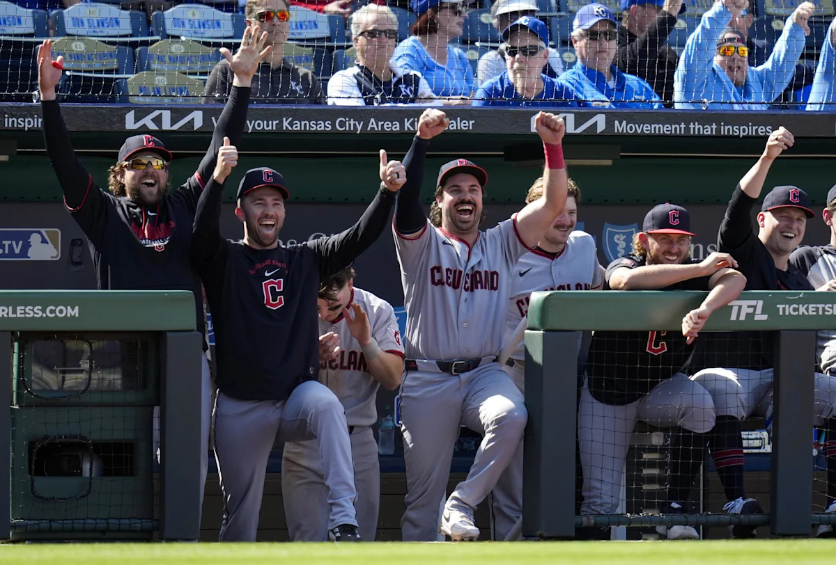Royals' Late Collapse Against Guardians Leaves Fans Shocked in 8-5 Defeat