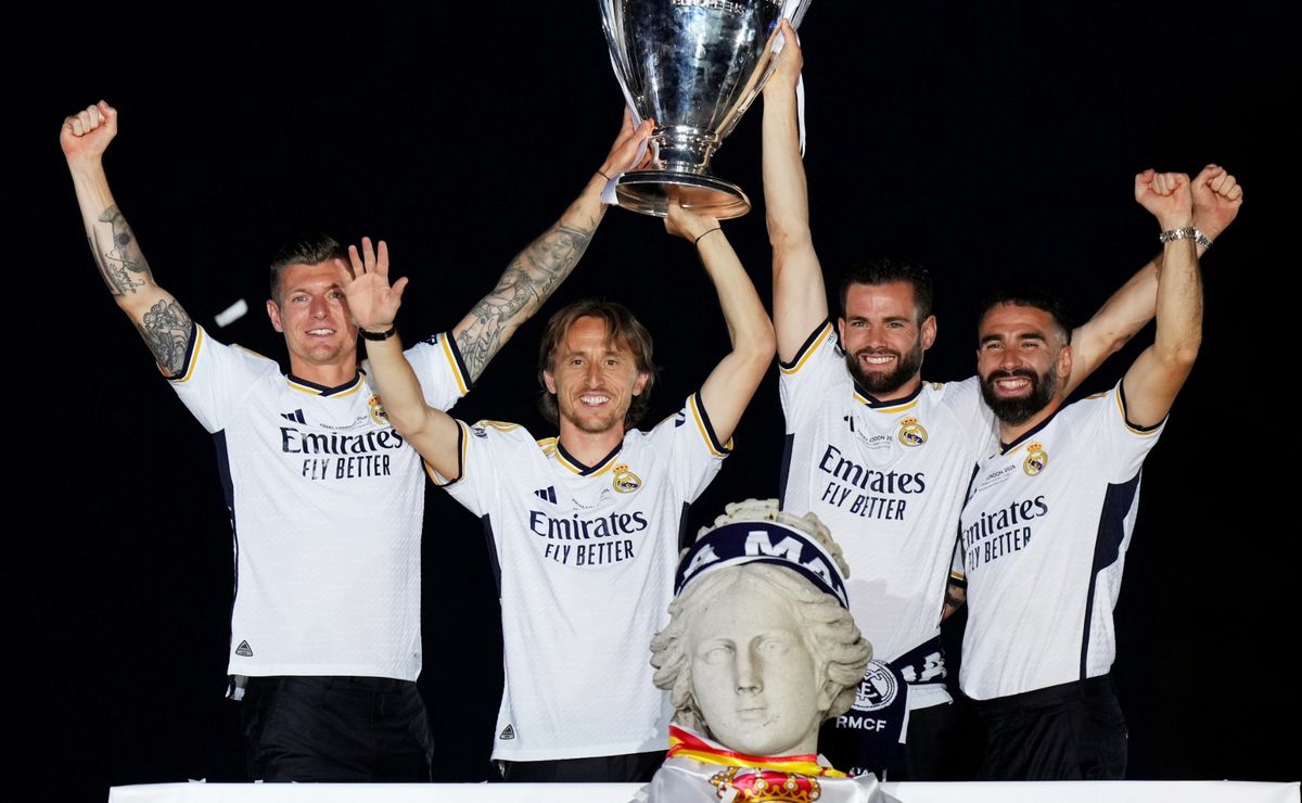 Toni Kroos Drops Emotional Bombshell on Dani Carvajal’s Shocking Real Madrid Departure: What Comes Next?