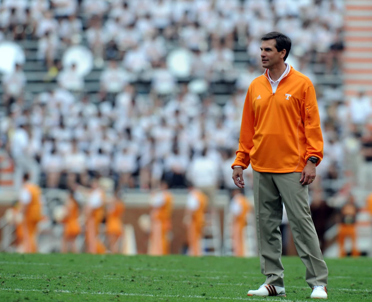 Shocking Upset: Former Tennessee Coach Derek Dooley’s Senate Bid Crumbles in Georgia GOP Race
