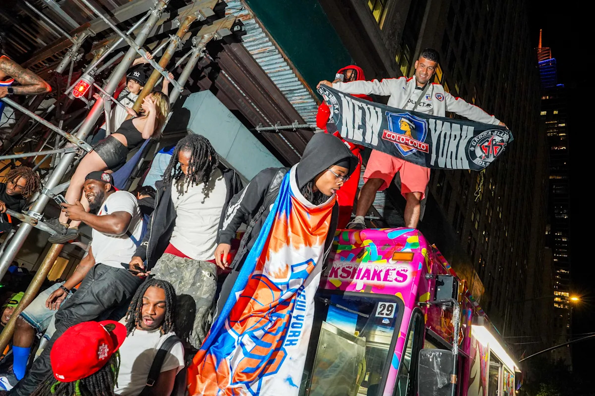 Why Are Knicks Fans Barred from Their Own Street? Inside the Controversial ‘Secure Zone’ Outside MSG