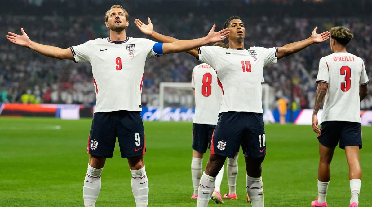 Bellingham's Lightning Double Shocks Mexico—But Can England Hold On?