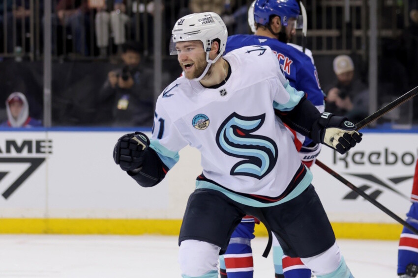 NHL Rumors: Are Shane Wright and Marco Rossi Set to Transform the Vancouver Canucks' Future?