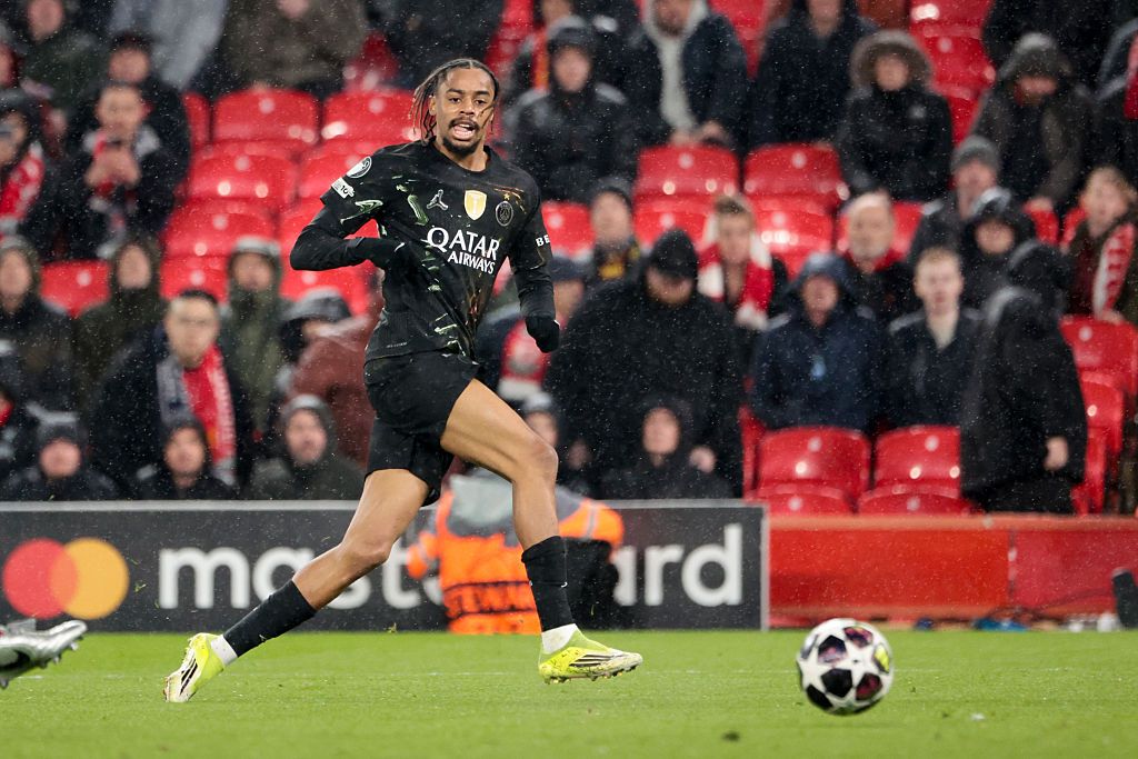 Liverpool’s Bradley Barcola Pursuit Hits a Dead End—What’s Next in the PSG Transfer Drama?