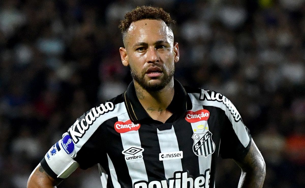 Neymar Drops Cryptic Hint About His Next Move After Shocking Brazil Exit – What’s Next for the Santos Star?