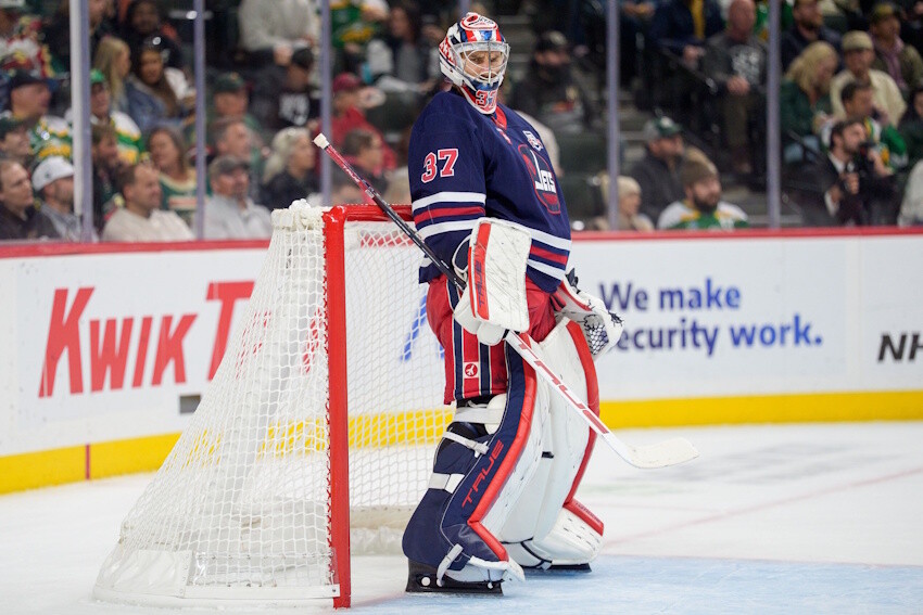 Connor Hellebuyck's Future with the Jets in Jeopardy: Will a Start-of-Season Holdout Shake Up Winnipeg?