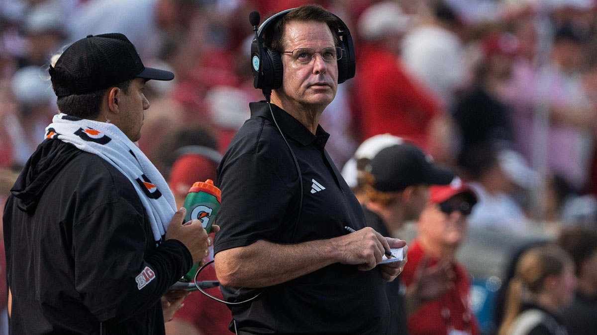 Curt Cignetti’s Surprising Praise for Northwestern After Heartbreaking Defeat Leaves Fans Buzzing