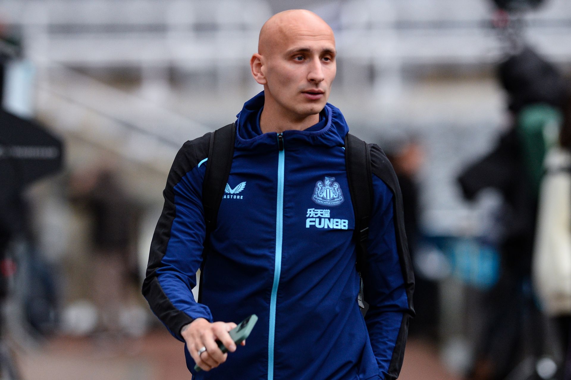 Jonjo Shelvey Breaks Silence: The Untold Truth Behind His Rift with Gareth Southgate and Shocking England Snub