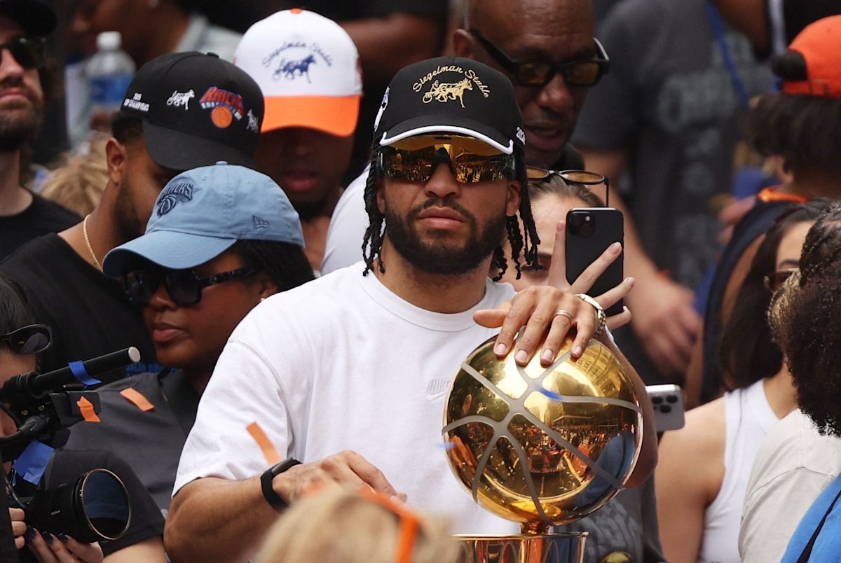 Knicks' Jalen Brunson to Surprise Fans as SNL Season 52 Host—What's Behind This Unexpected Move?