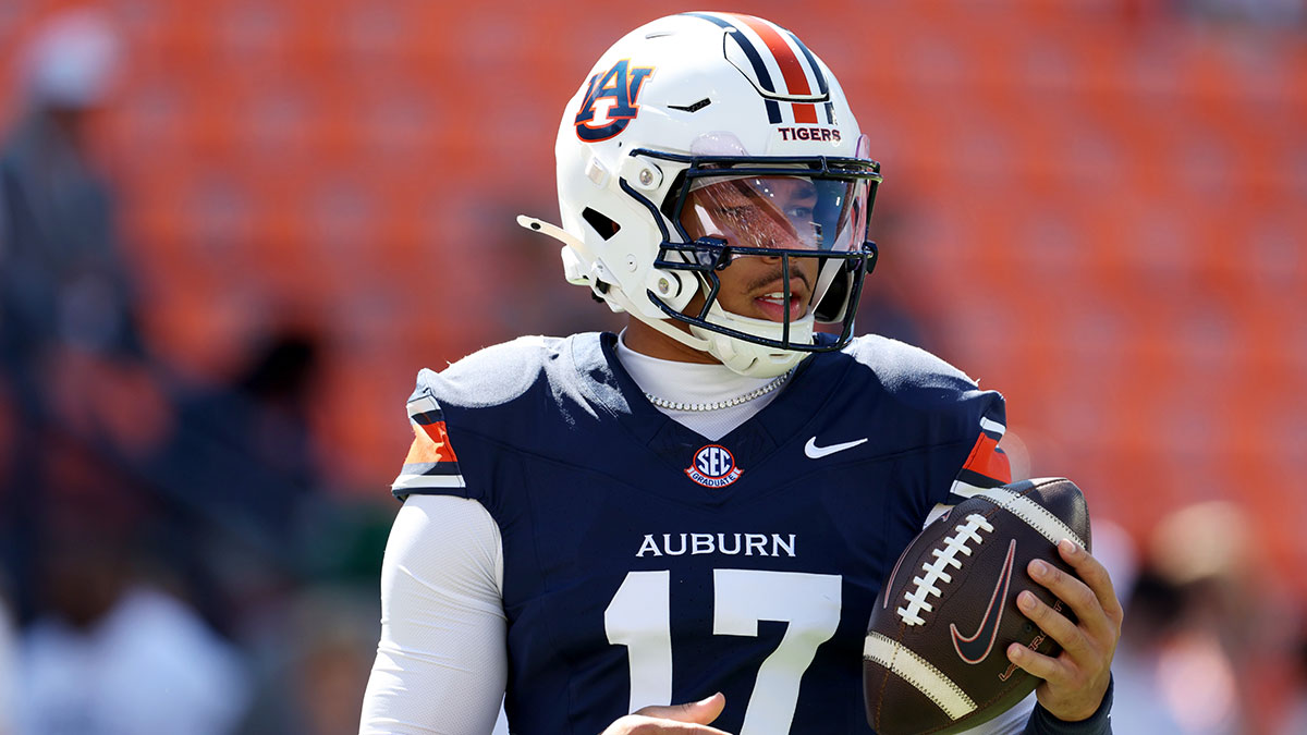 Auburn OC’s Sharp Critique of Byrum Brown Sparks Controversy Amid SEC Struggles