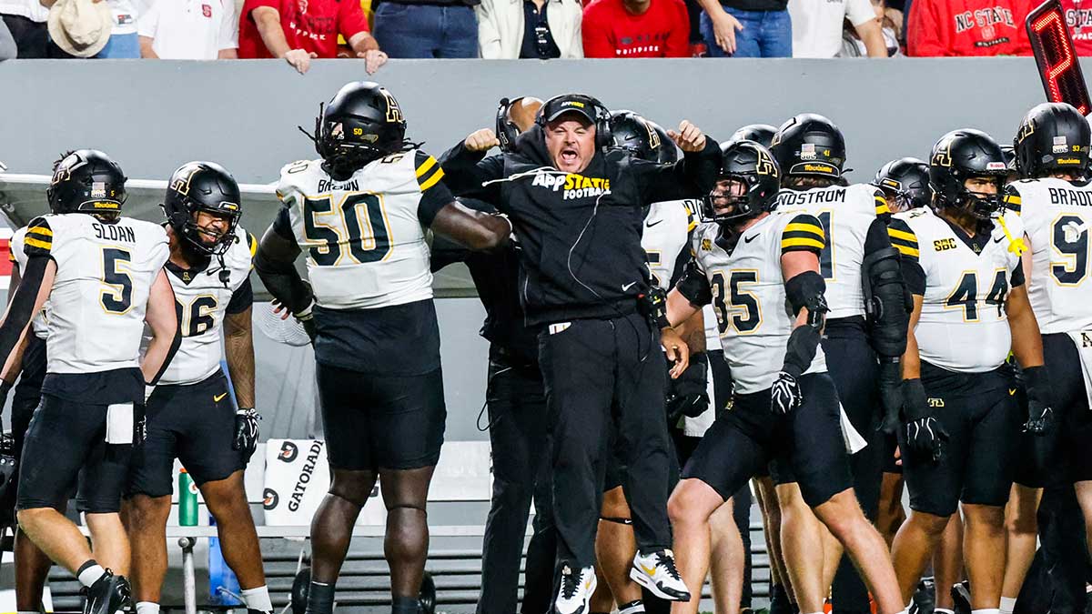 James Madison’s CFP Dreams Shattered: Appalachian State’s Stunning Upset Sends Shockwaves Through College Football