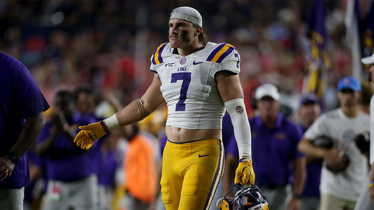 LSU’s Whit Weeks Racing Against Time to Face Alabama After Shattering Leg—Can He Defy the Odds?