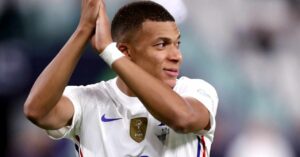 Raphinha Strikes Back: Can Barcelona Overturn Mbappe’s Early Thunder in Epic Showdown?