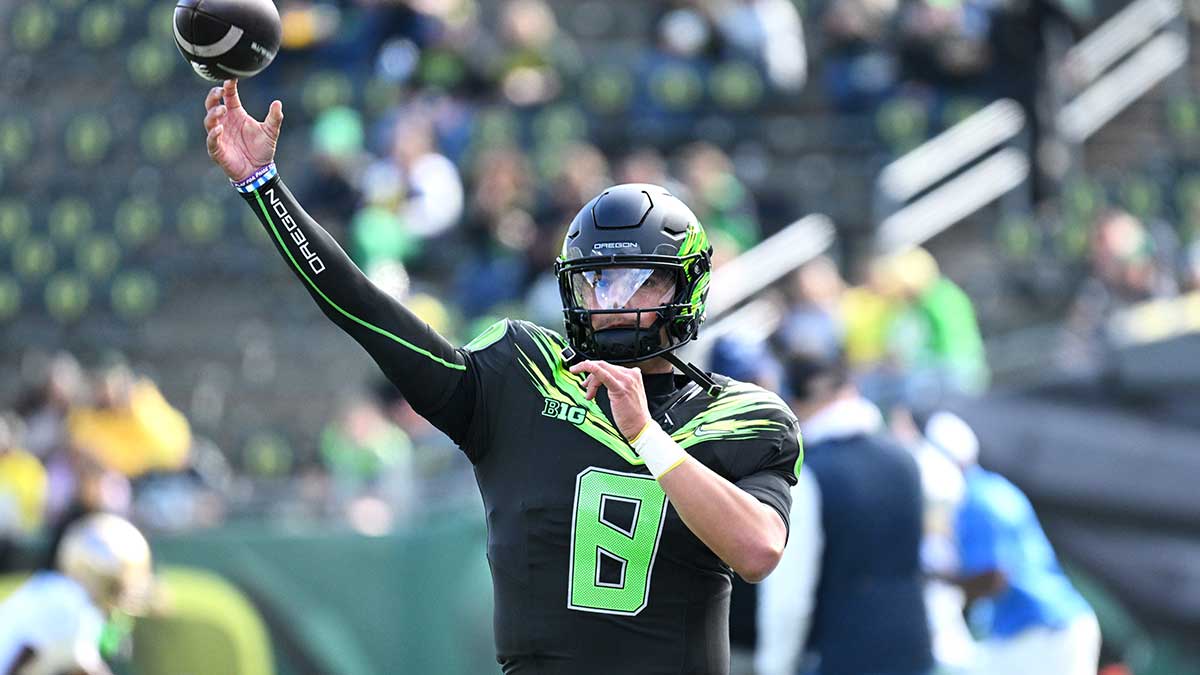 Will Dylan Raiola Shock Fans by Starting for Oregon Against Illinois? The Answer May Surprise You!